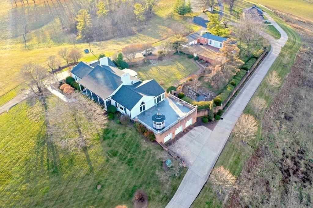 46. Single Family Homes for Sale at 150 MOSBY Road Harrisonburg, Virginia 22801 United States