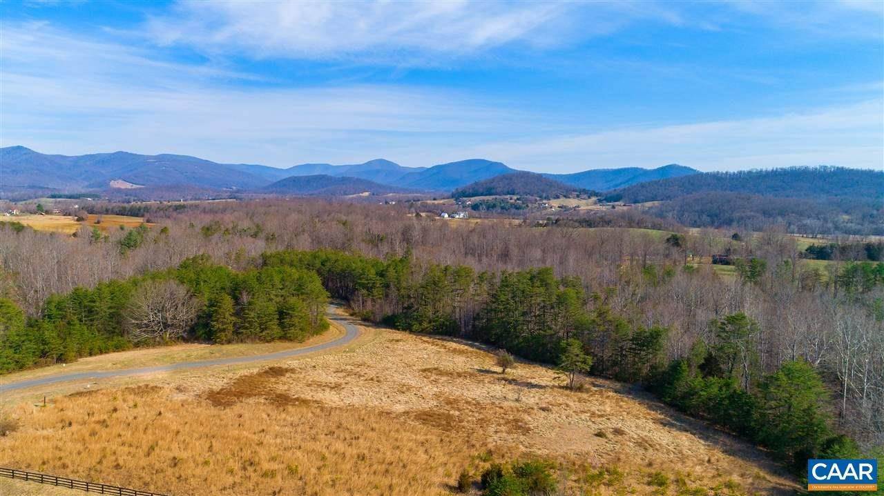 14. Single Family Homes for Sale at Lot 15 YATES Circle Stanardsville, Virginia 22973 United States
