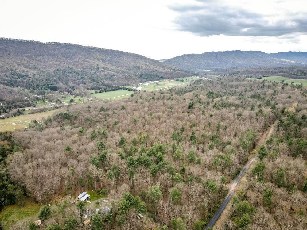 Land for Sale at RUNIONS CREEK Road Broadway, Virginia 22815 United States