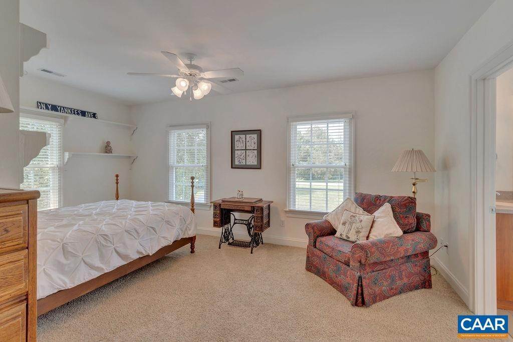 33. Single Family Homes for Sale at 795 FRAYS RIDGE Road Earlysville, Virginia 22936 United States