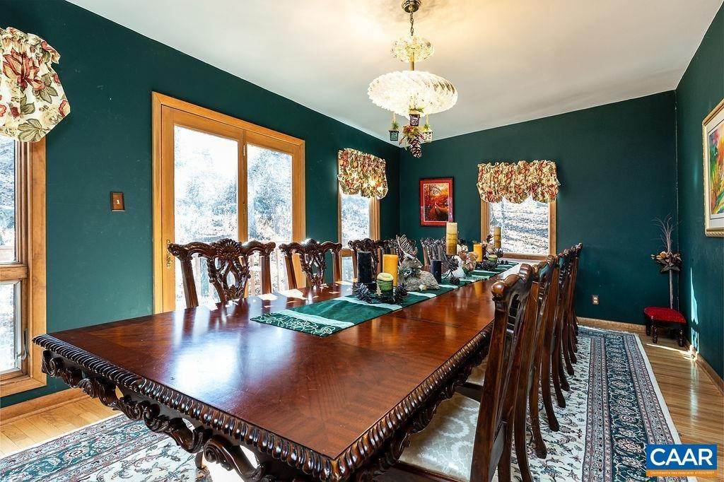 22. Single Family Homes for Sale at 115 FAIRWAY OAKS Lane Wintergreen, Virginia 22967 United States