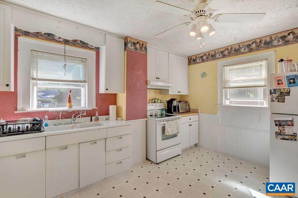 11. Single Family Homes for Sale at 1508 MCALLISTER Street Crozet, Virginia 22932 United States