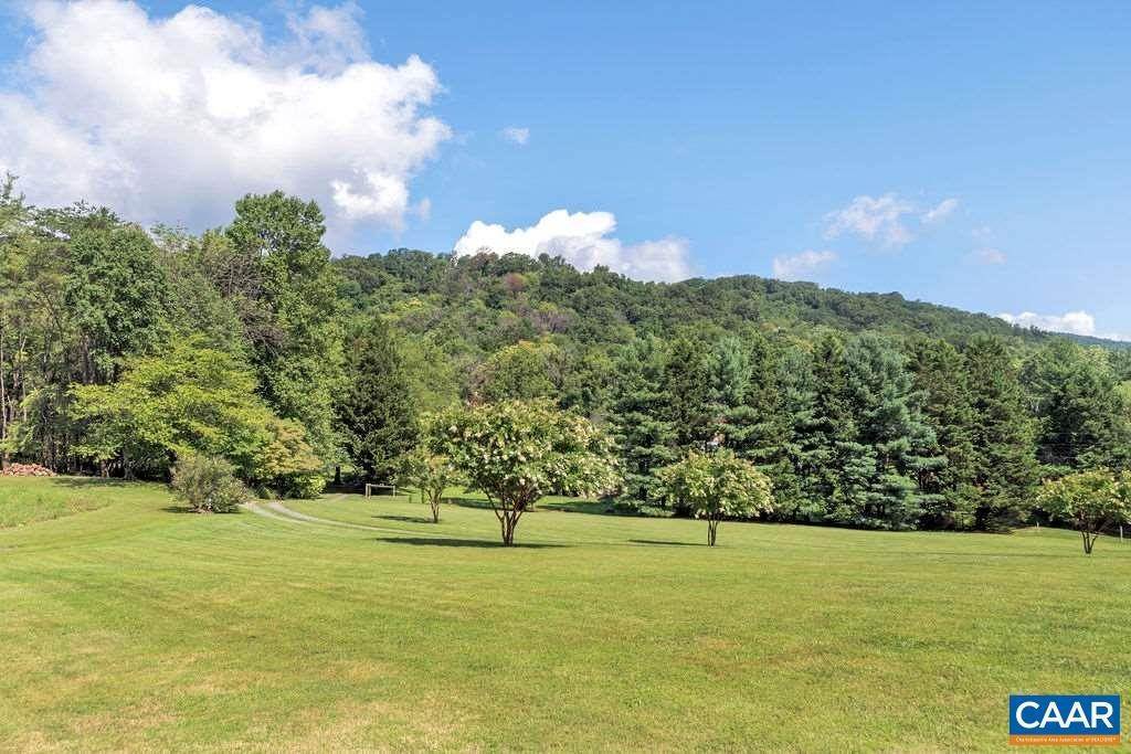 27. Single Family Homes for Sale at 1508 MCALLISTER Street Crozet, Virginia 22932 United States