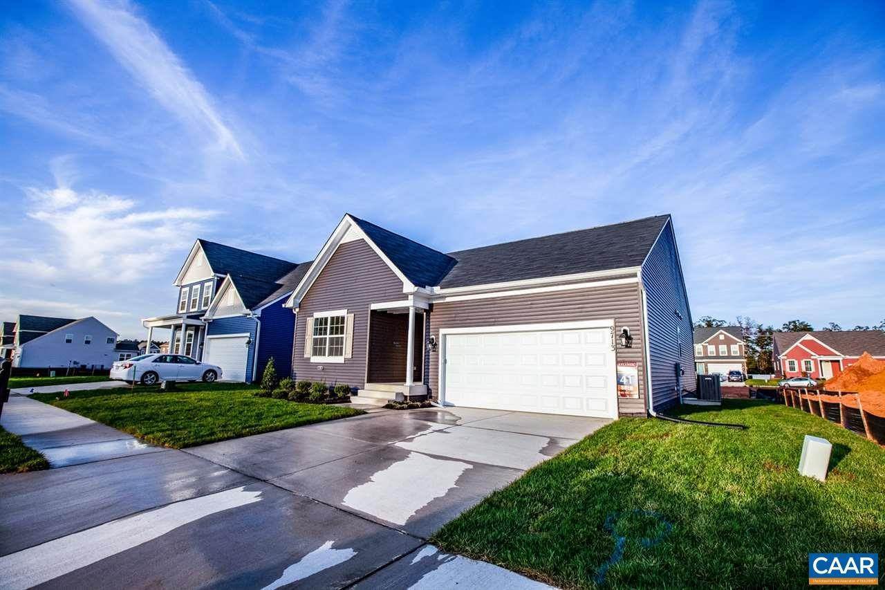 Single Family Homes 为 销售 在 50 LOOKOVER TER Stuarts Draft, 弗吉尼亚州 24477 美国