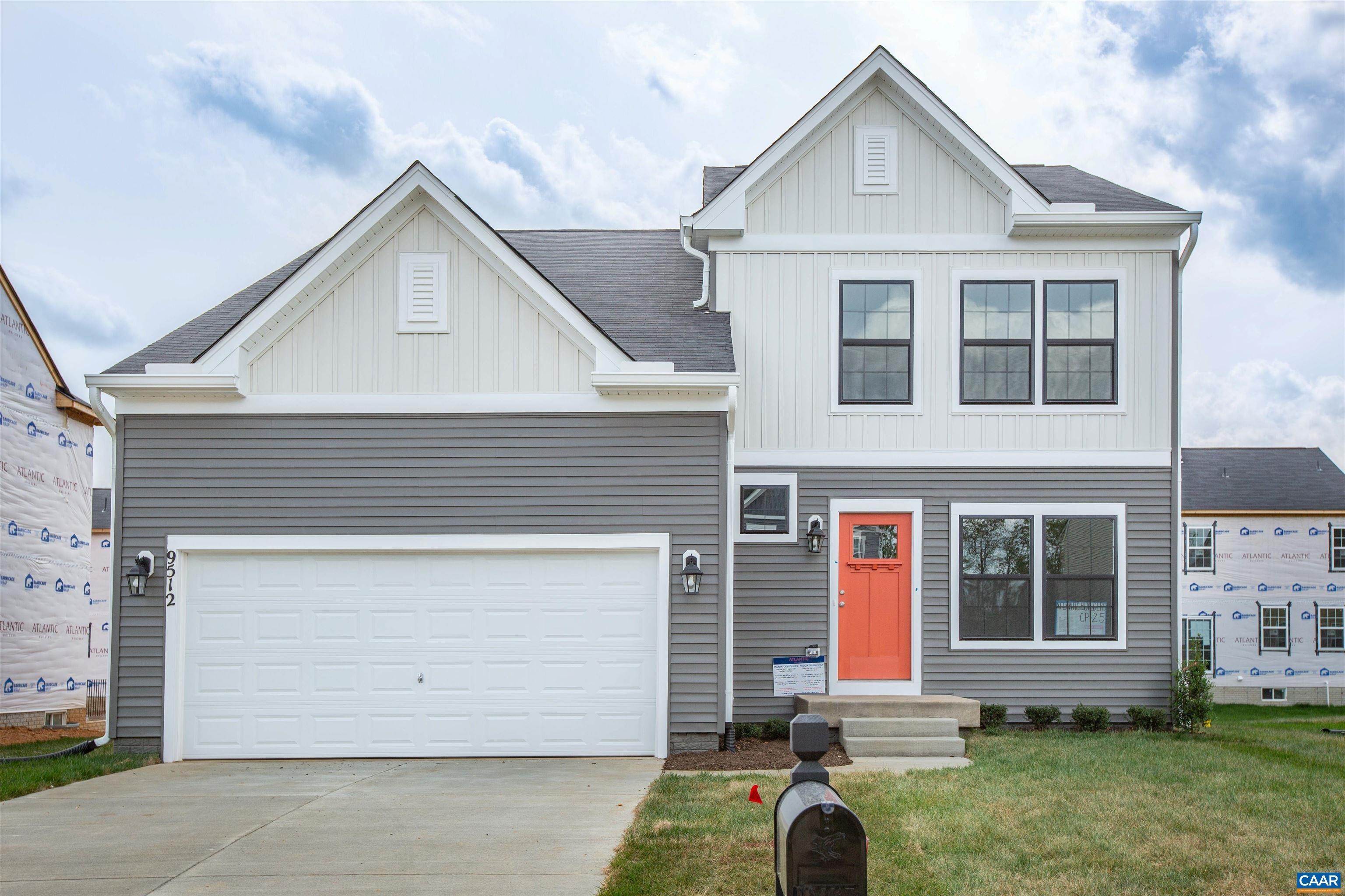 Single Family Homes 为 销售 在 52 LOOKOVER TER Stuarts Draft, 弗吉尼亚州 24477 美国