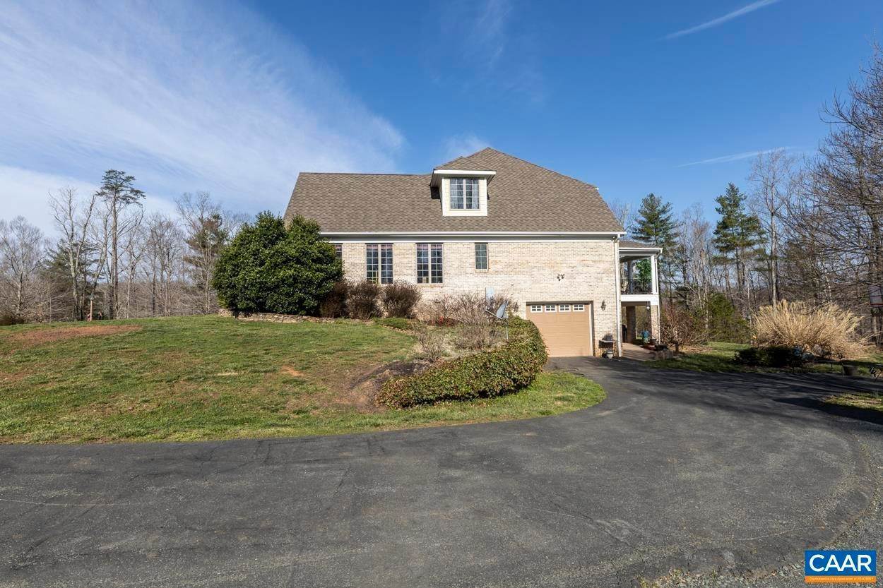 5. Single Family Homes for Sale at 4995 MORIAH WAY Keswick, Virginia 22947 United States