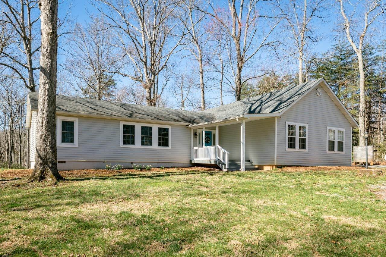 1. Single Family Homes for Sale at 2271 OLD LYNCHBURG Road Charlottesville, Virginia 22903 United States