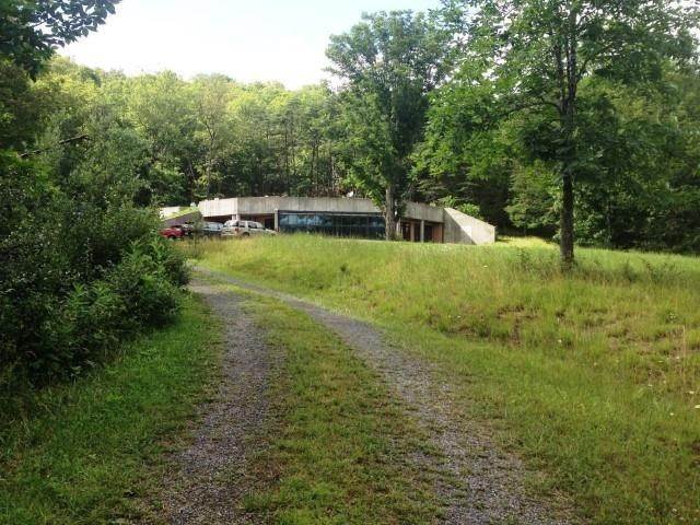 Single Family Homes for Sale at 12002 JACKSON RIVER Road Monterey, Virginia 24465 United States
