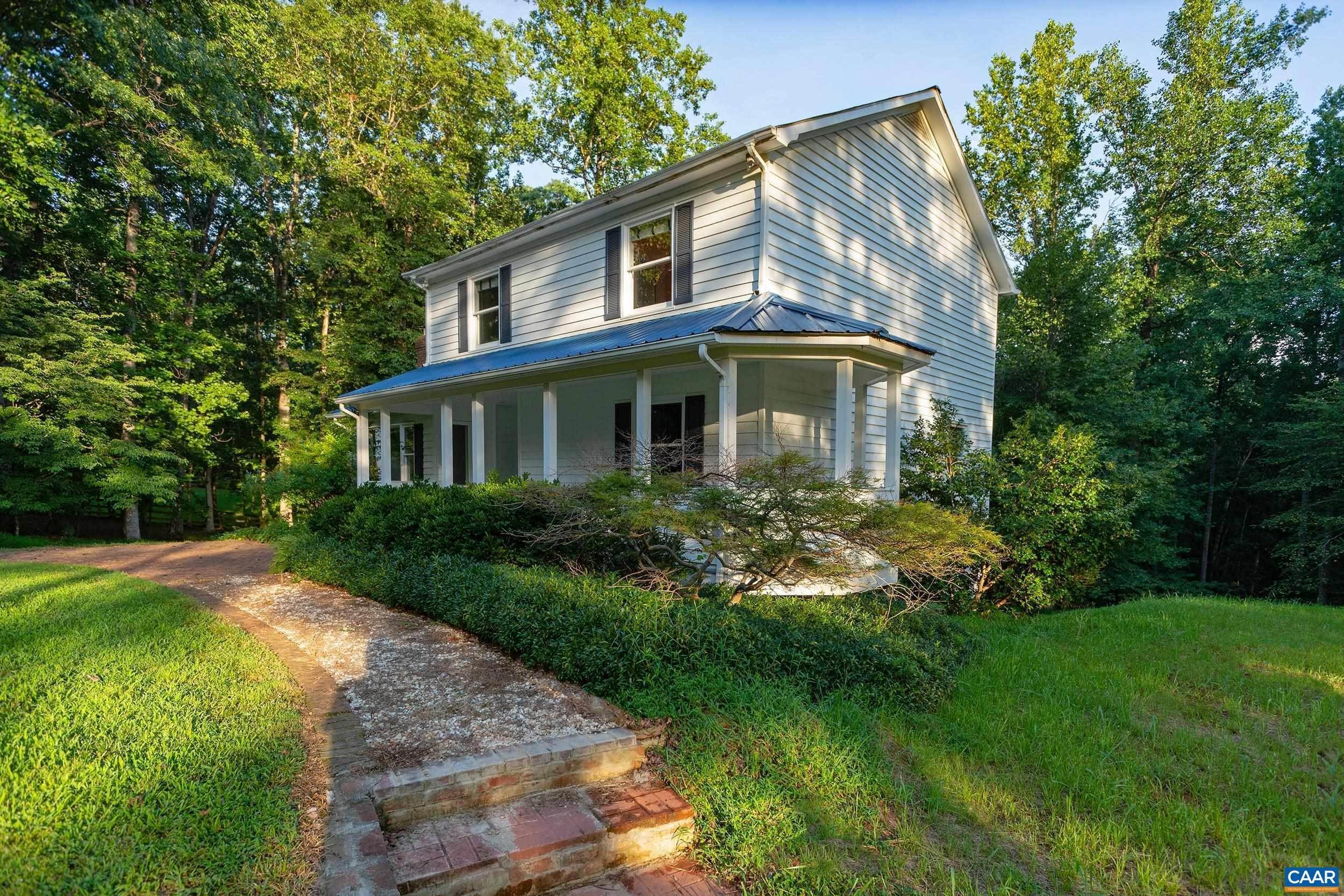 50. Single Family Homes for Sale at 2601 CARDINAL RIDGE Road Charlottesville, Virginia 22901 United States