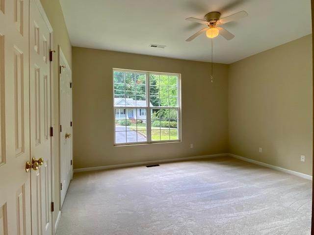 17. Single Family Homes for Sale at 1653 LAKESHORE Drive Louisa, Virginia 23093 United States