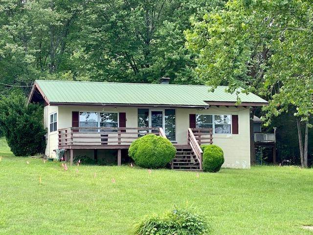 16. Single Family Homes for Sale at 1382 LAKESHORE Drive Louisa, Virginia 23093 United States