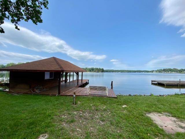 19. Single Family Homes for Sale at 1382 LAKESHORE Drive Louisa, Virginia 23093 United States