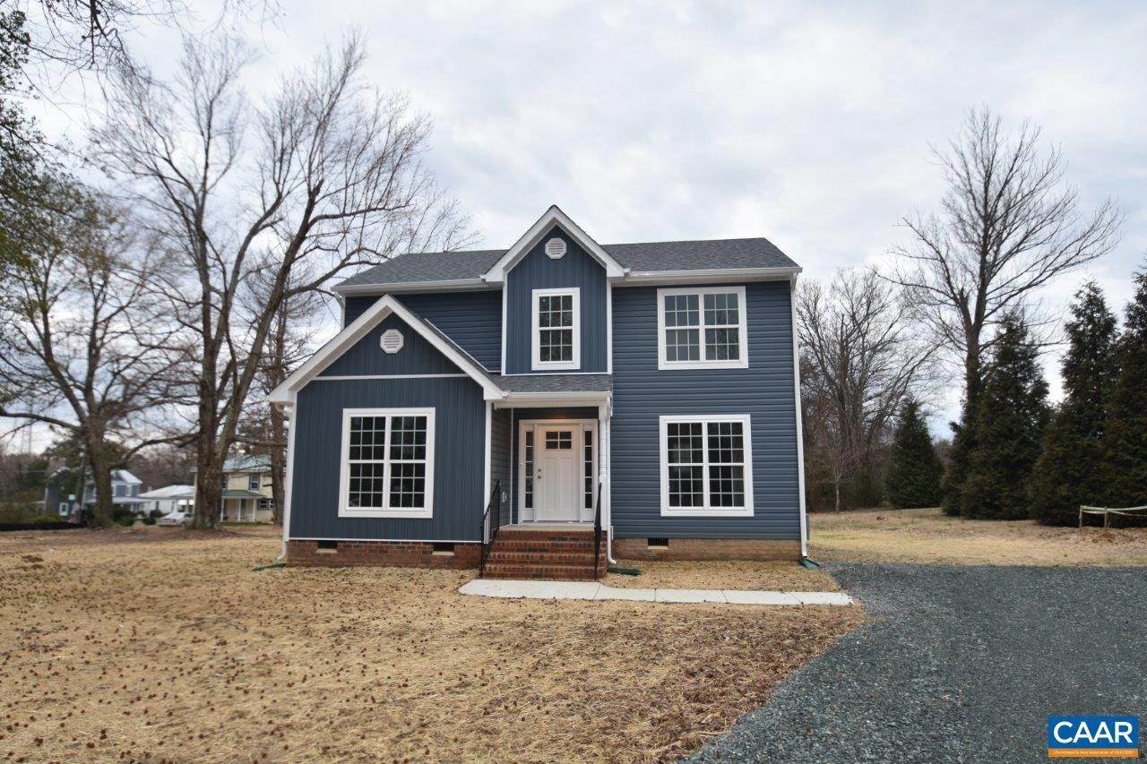 2. Single Family Homes for Sale at 110 CAMMACK ST #CAM 15 Louisa, Virginia 23093 United States