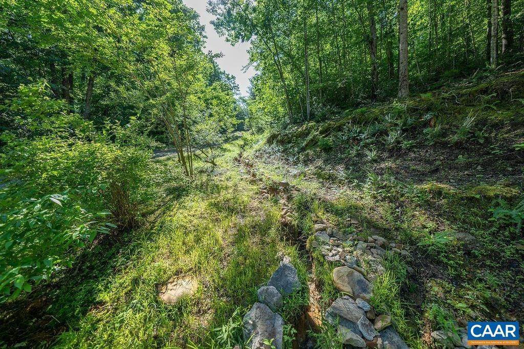 38. Land for Sale at 4805 FOX MOUNTAIN Road Crozet, Virginia 22932 United States