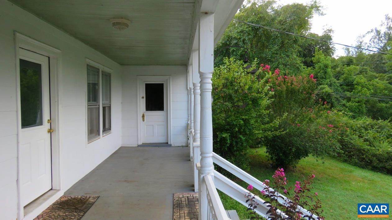 9. Single Family Homes for Sale at 730-740 CANAL Street Scottsville, Virginia 24590 United States