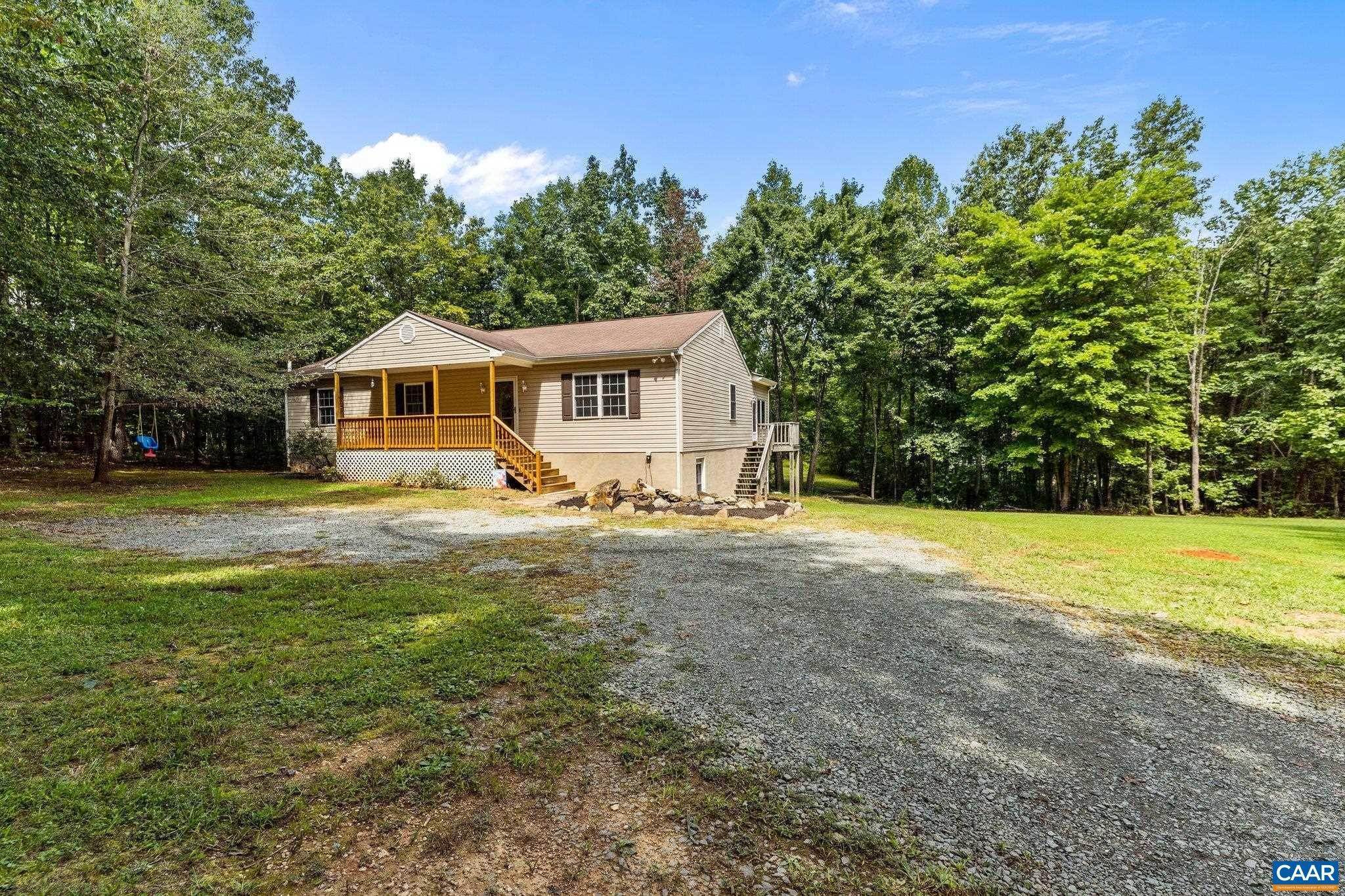 2. Single Family Homes for Sale at 245 BRANCH Road Scottsville, Virginia 24590 United States