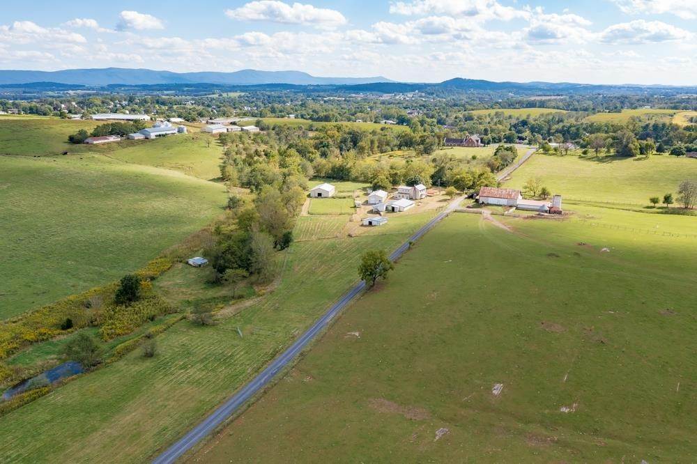 43. Single Family Homes for Sale at 17258 RADERS CHURCH Road Timberville, Virginia 22853 United States
