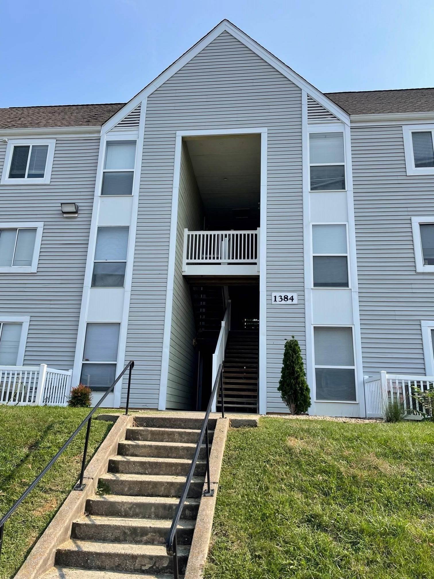 1. Condominiums for Sale at 1384 HUNTERS RD #F Harrisonburg, Virginia 22801 United States