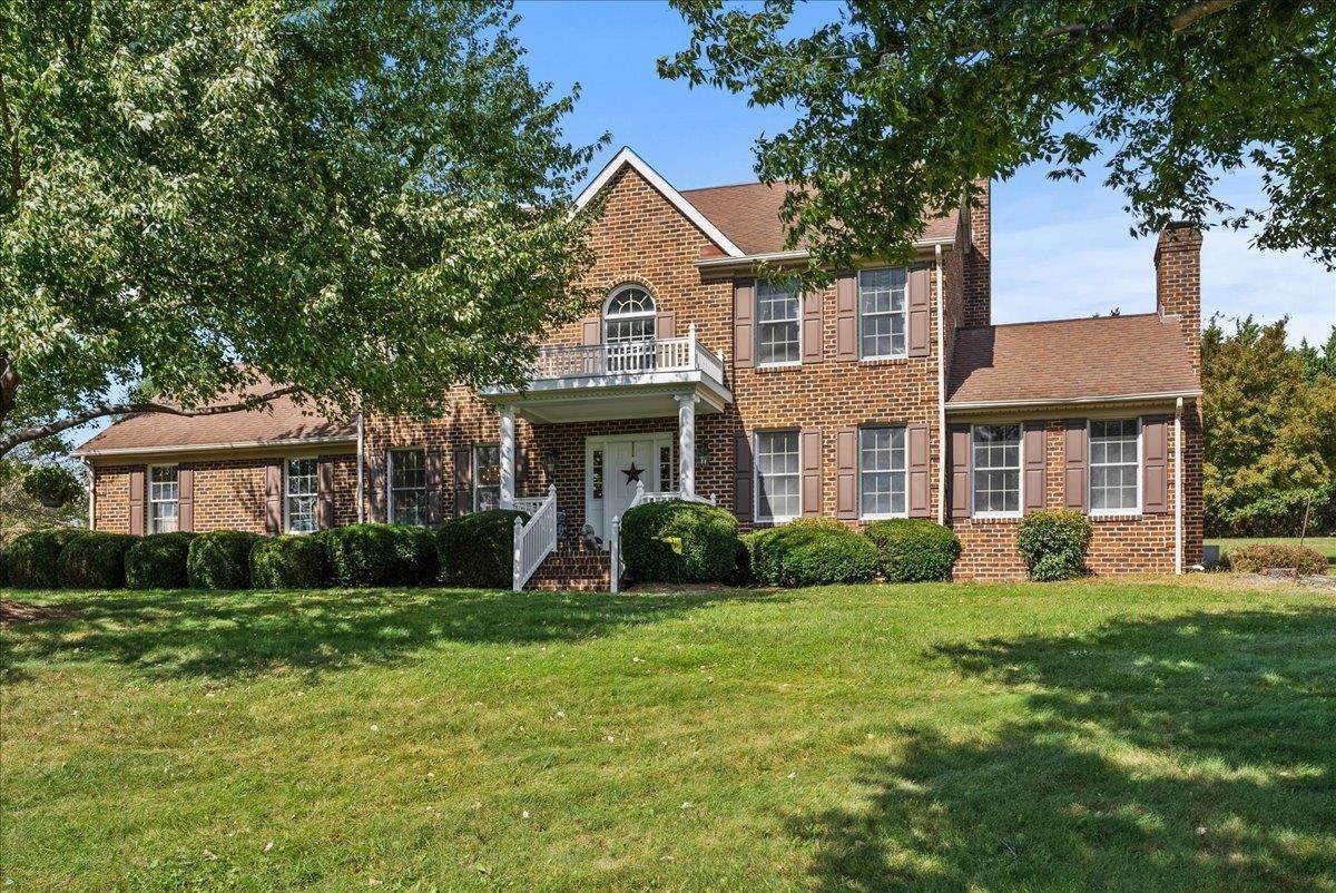 Single Family Homes for Sale at 83 NOTTINGHAM Lane Waynesboro, Virginia 22980 United States