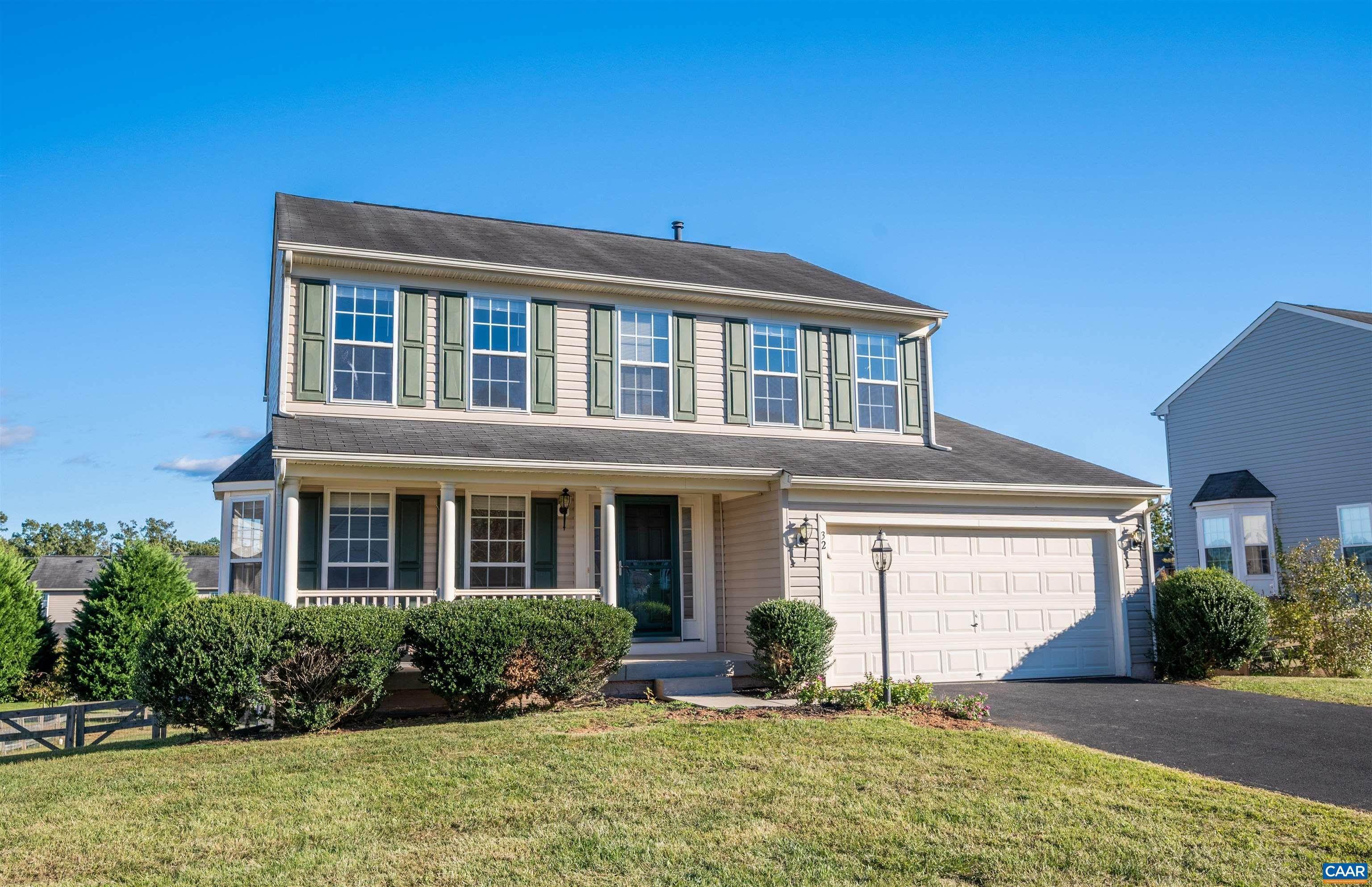 Single Family Homes 为 销售 在 32 ELIZABETH Drive Barboursville, 弗吉尼亚州 22923 美国