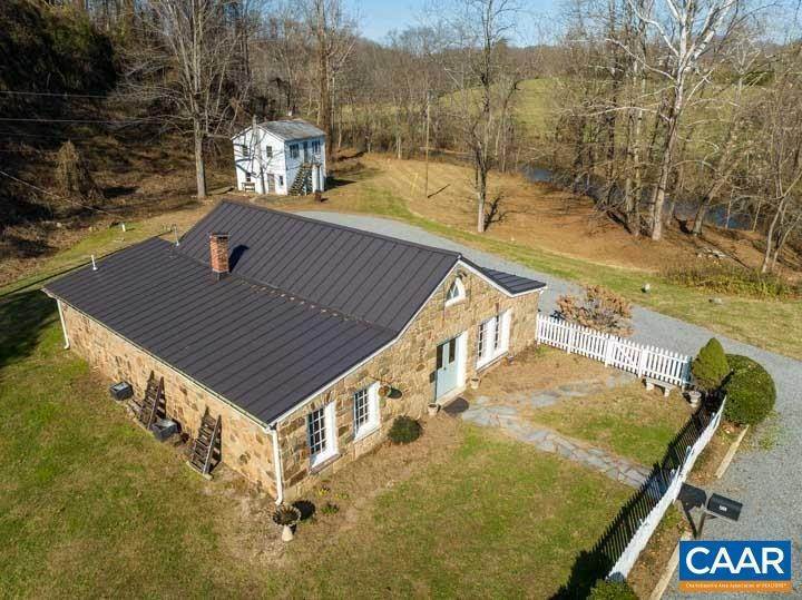 5. Single Family Homes for Sale at 71 RIVER Road Faber, Virginia 22938 United States