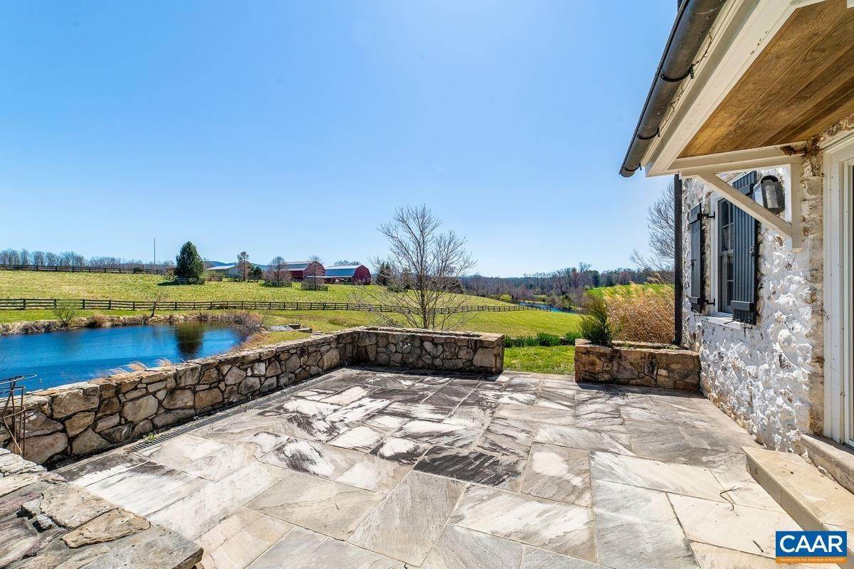 44. Single Family Homes for Sale at 2551 SOMEDAY FARM Lane Barboursville, Virginia 22923 United States