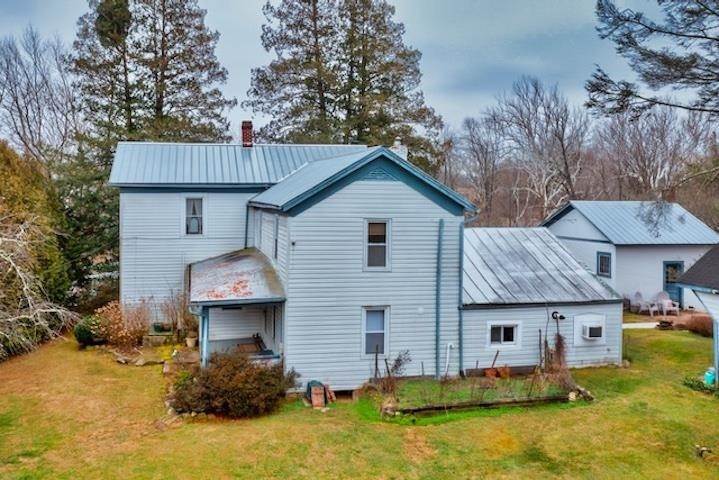36. Single Family Homes for Sale at 1862 PARKERSBURG TPKE Swoope, Virginia 24479 United States