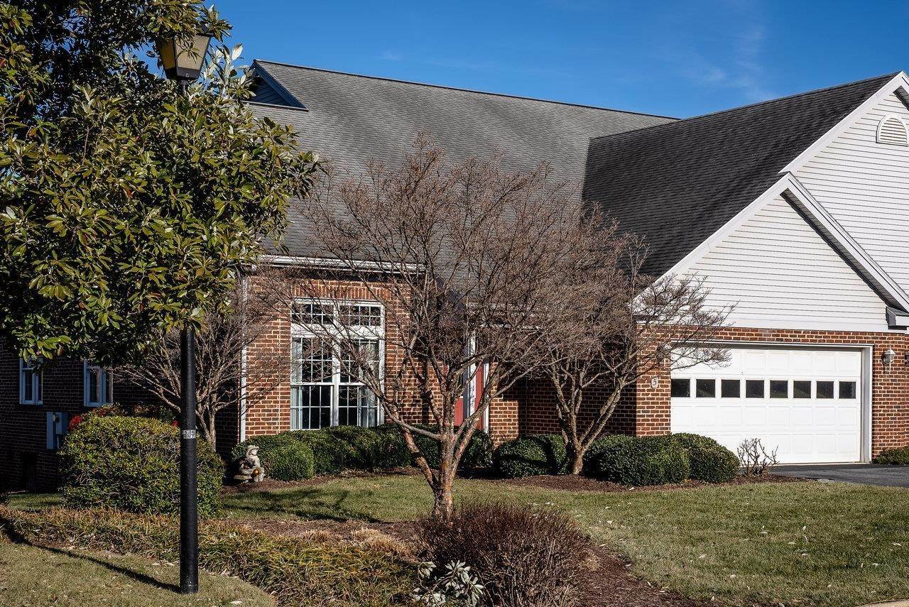 36. Single Family Homes for Sale at 5 JOSEPH Court Bridgewater, Virginia 22812 United States