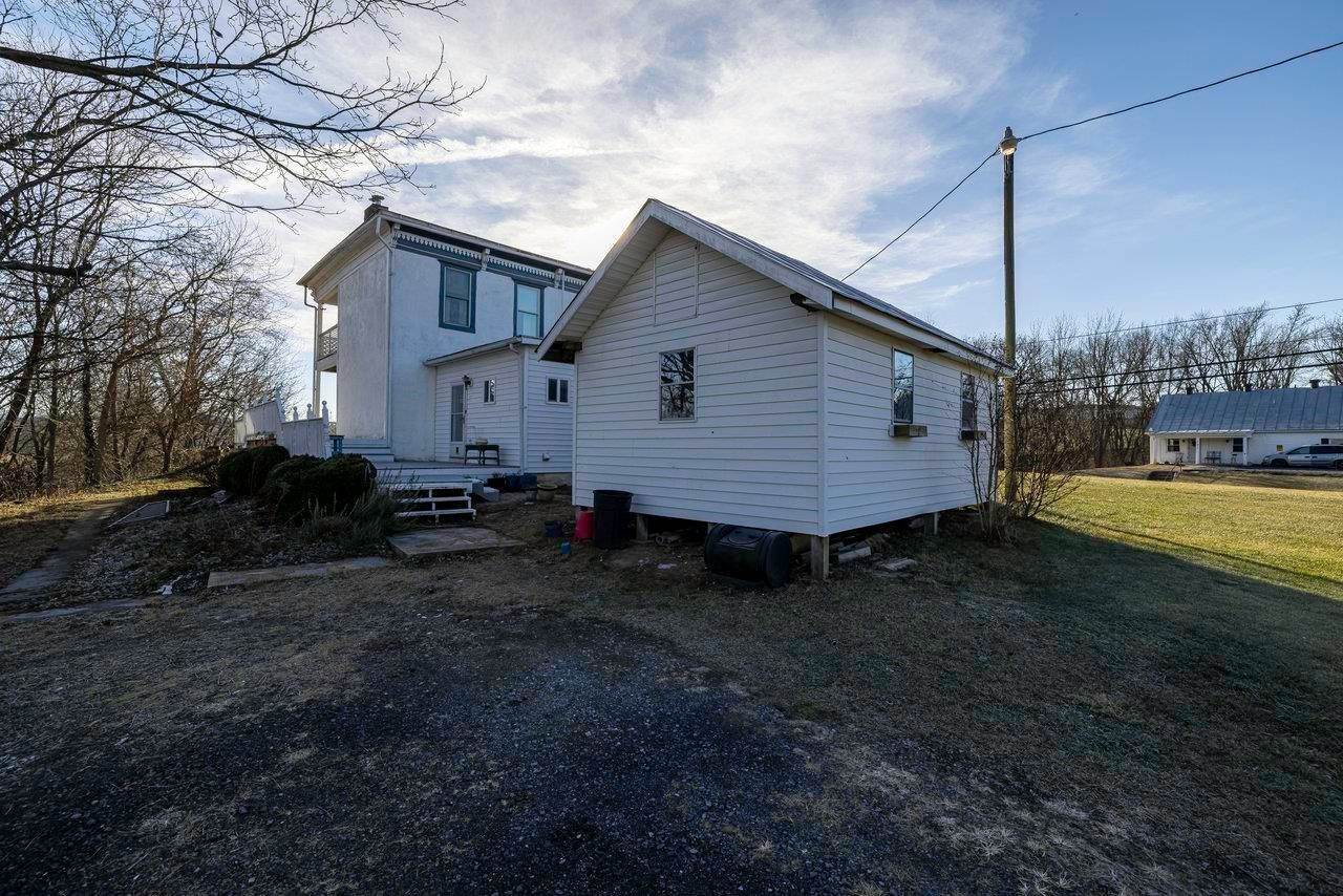 38. Single Family Homes for Sale at 289 BROCKS GAP Road Broadway, Virginia 22815 United States