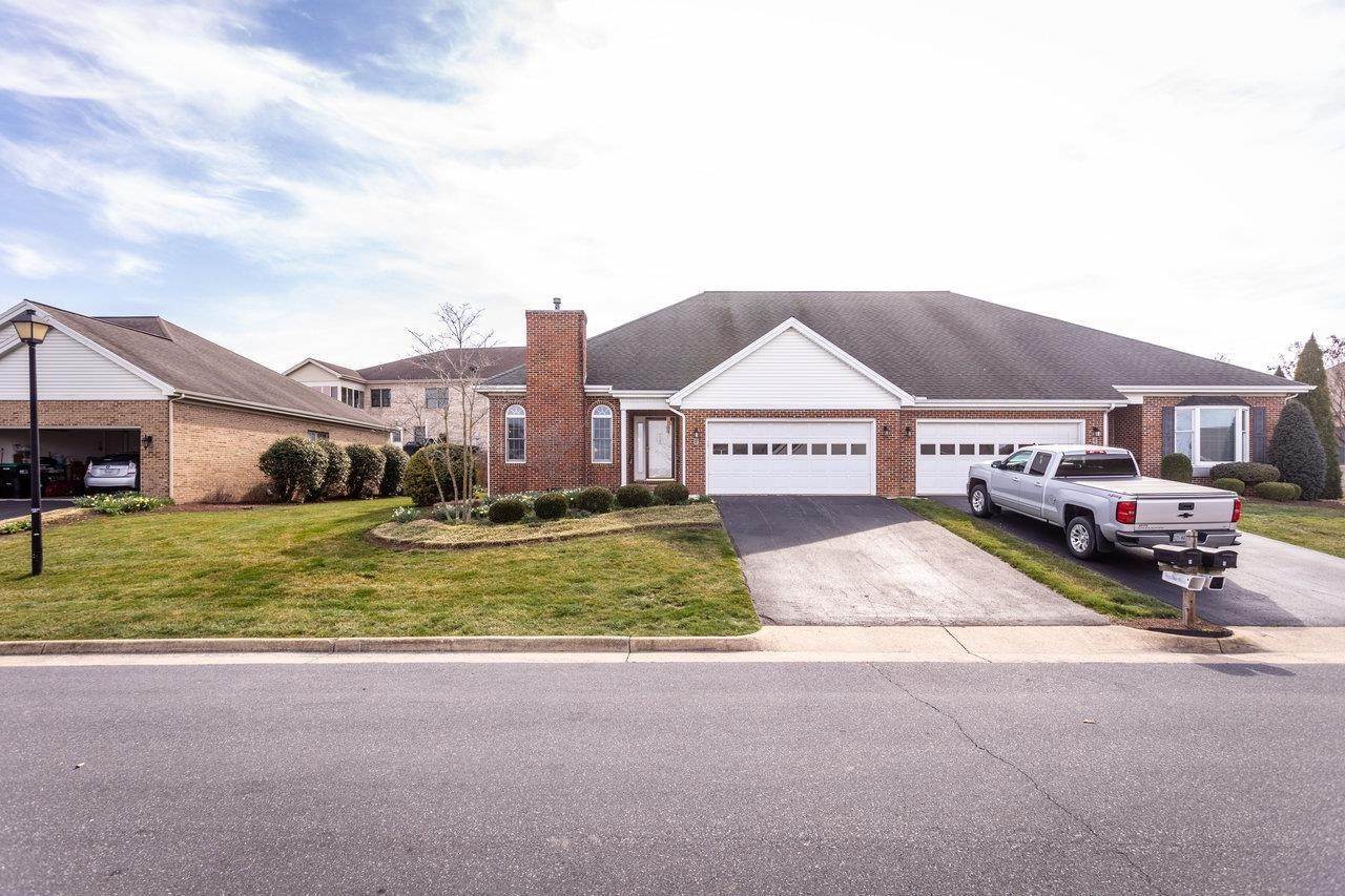 Single Family Homes 为 销售 在 8 JOSEPH Court Bridgewater, 弗吉尼亚州 22812 美国