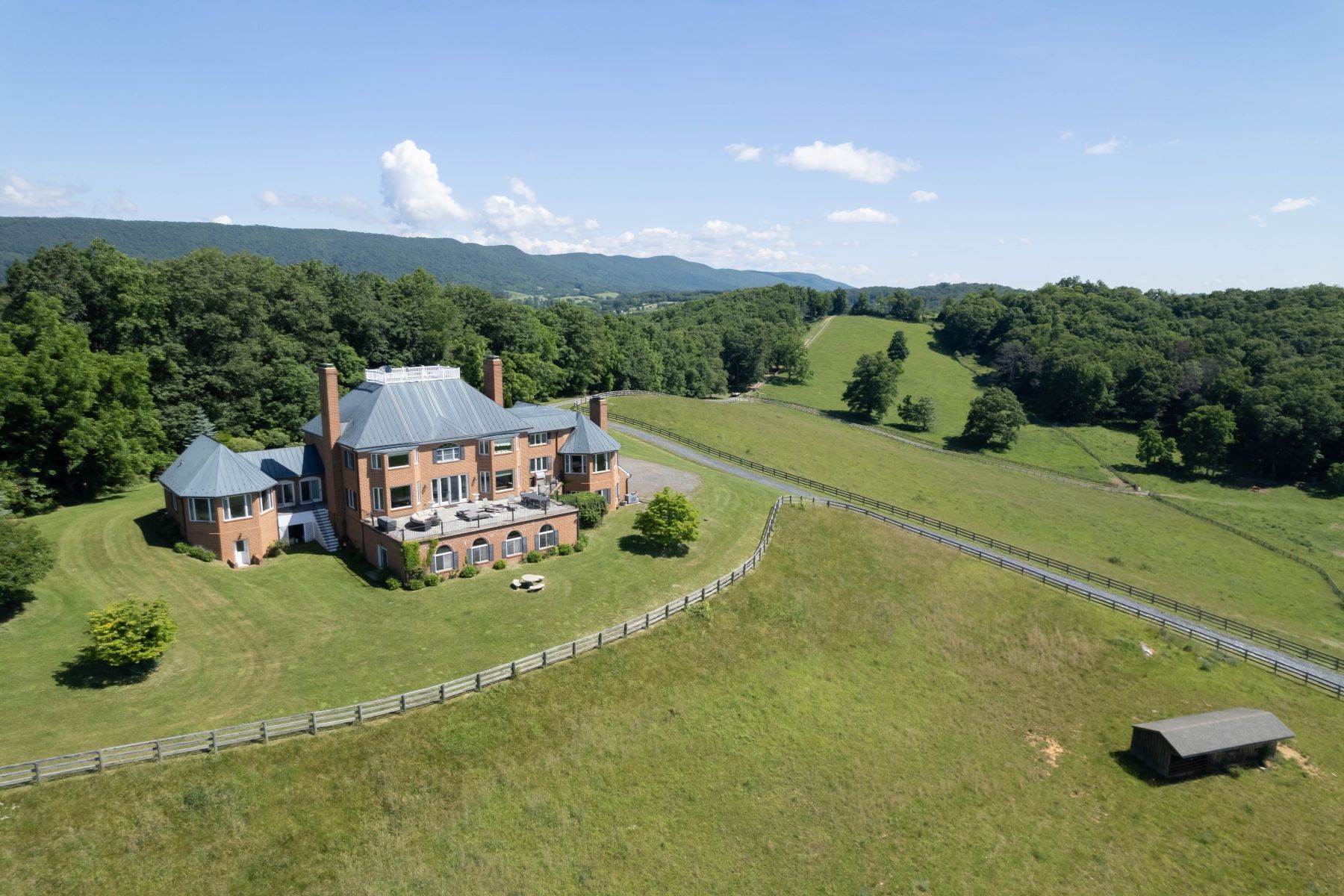 31. Single Family Homes for Sale at West Wind 306 Campbells Hollow Rd Middlebrook, Virginia 24459 United States