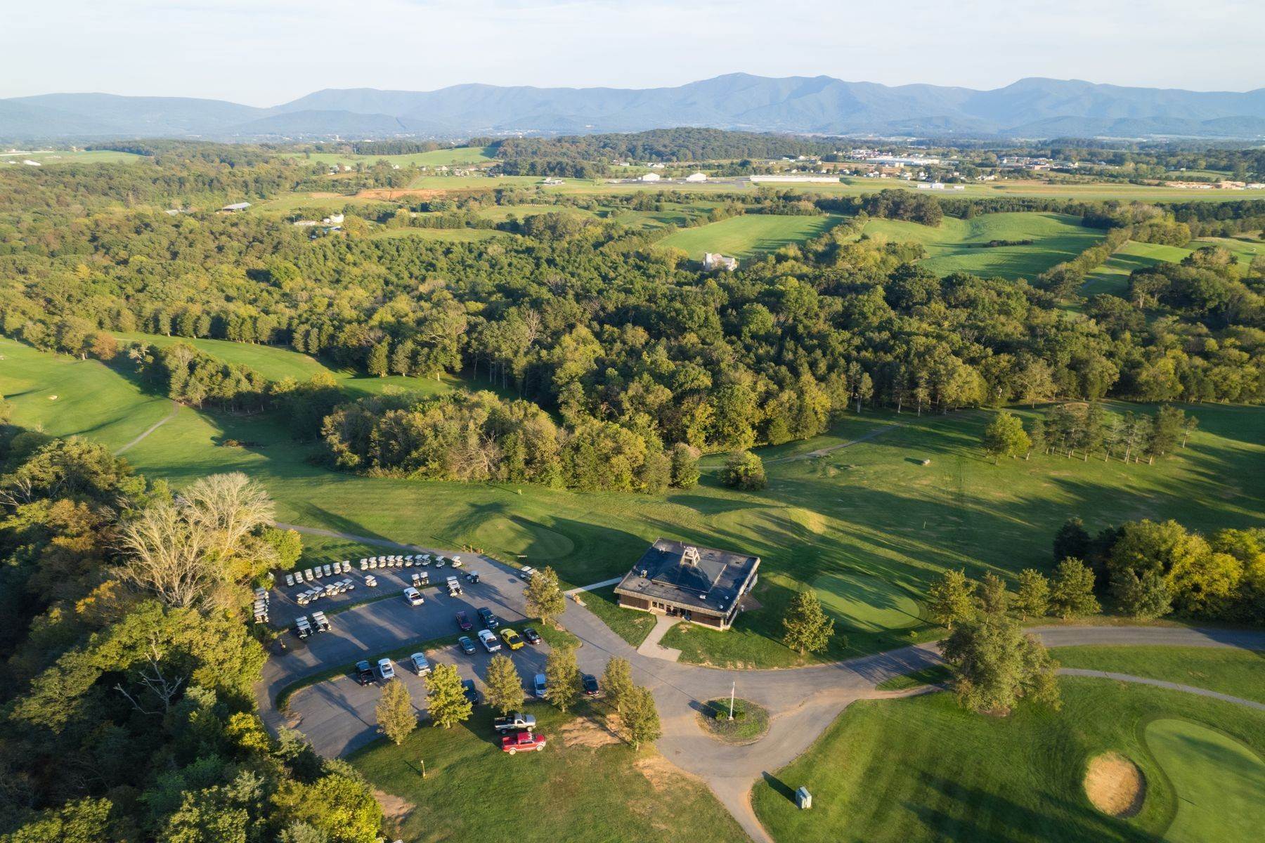 6. Land for Sale at Oh Shenandoah & Caverns Country Club Caverns Country Club Luray, Virginia 22835 United States