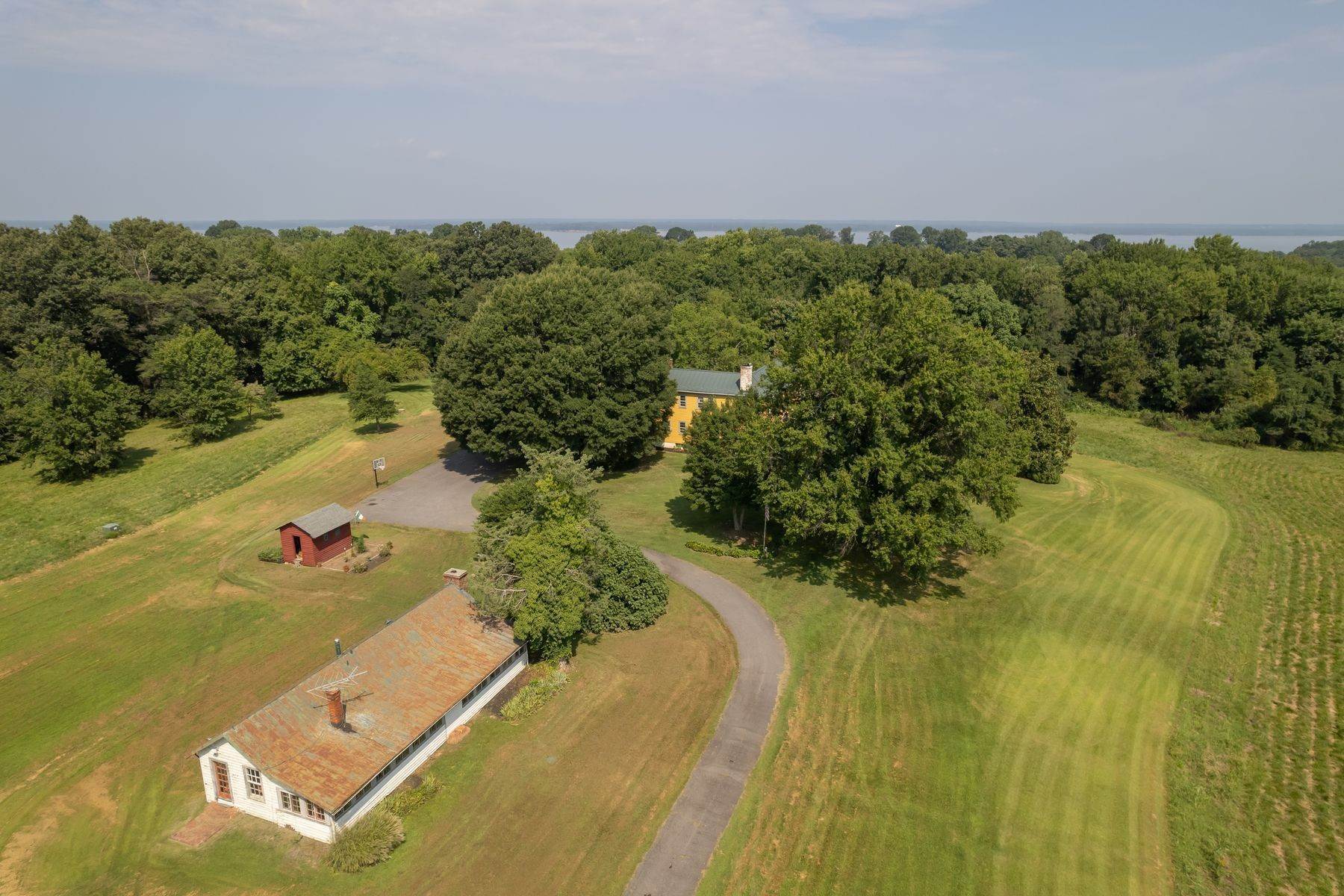 16. Farm and Ranch Properties for Sale at Liberty Farm 16212 Liberty rd King George, Virginia 22485 United States